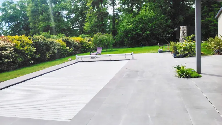 eddb-construction-piscine-plage-de-piscine-equipement