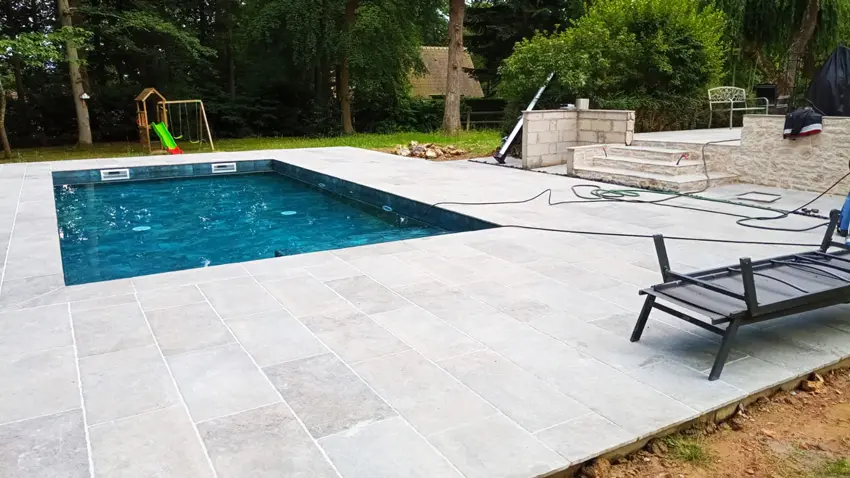 eddb-construction-piscine-sur-mesure-plage-de-piscine-02